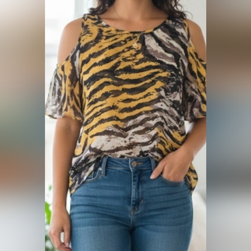 Forever 21 Yellow and Black Zebra Print Blouse